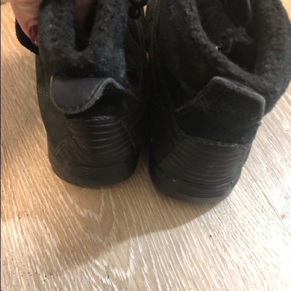 Timberland size 7 winter, snow boots - Picture 2 of 6